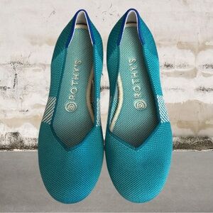 Rothy's The Flats Round Toe Slip Ons in Calypso Size 8